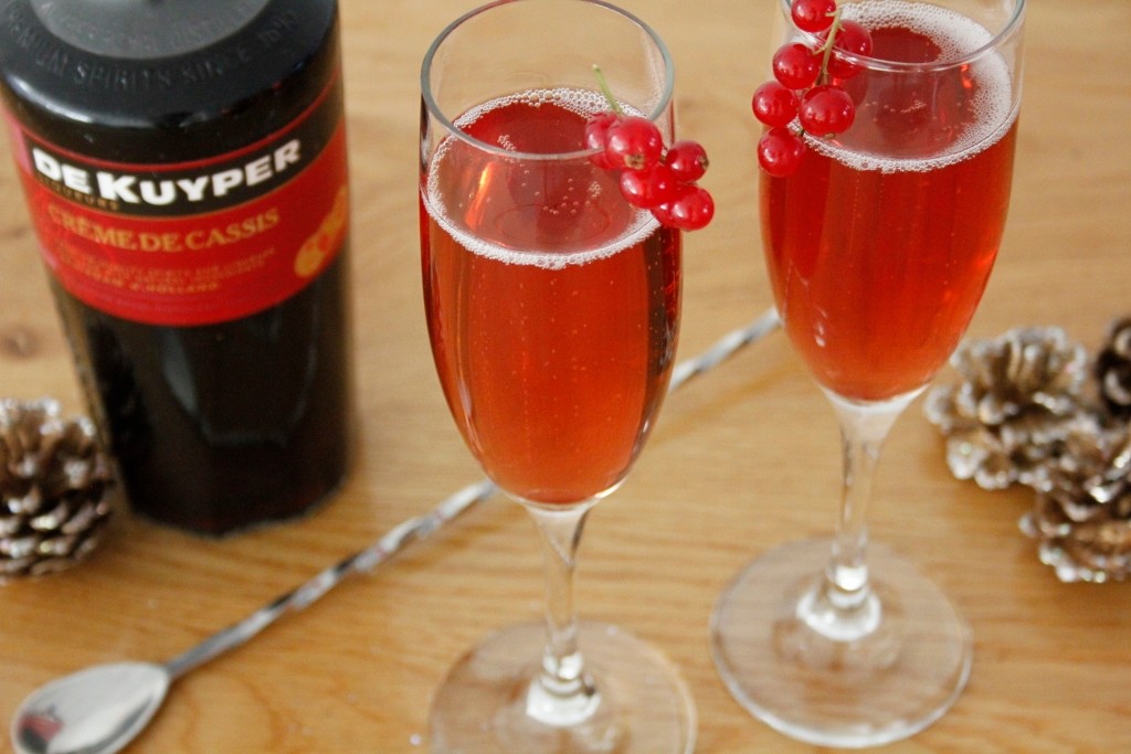 Kir Royal cocktail foto